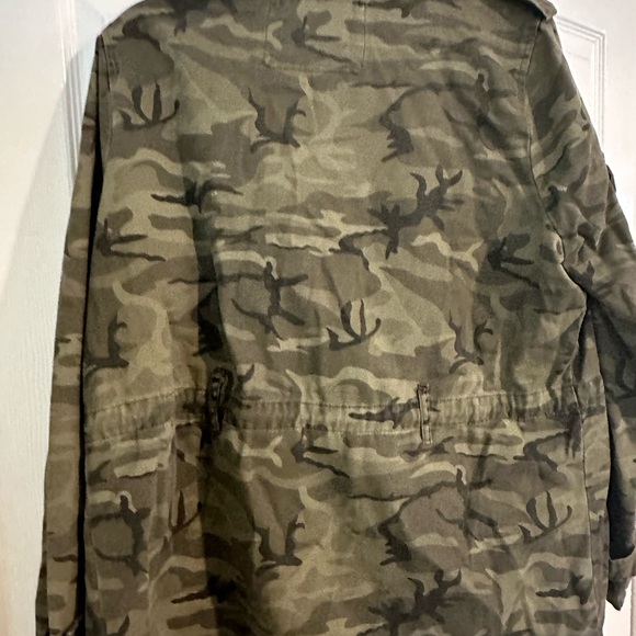 camo jacket - Picture 3 of 4